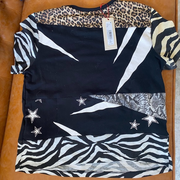 ALICE + OLIVIA Patchwork  Kiss Band Tee - Picture 8 of 8